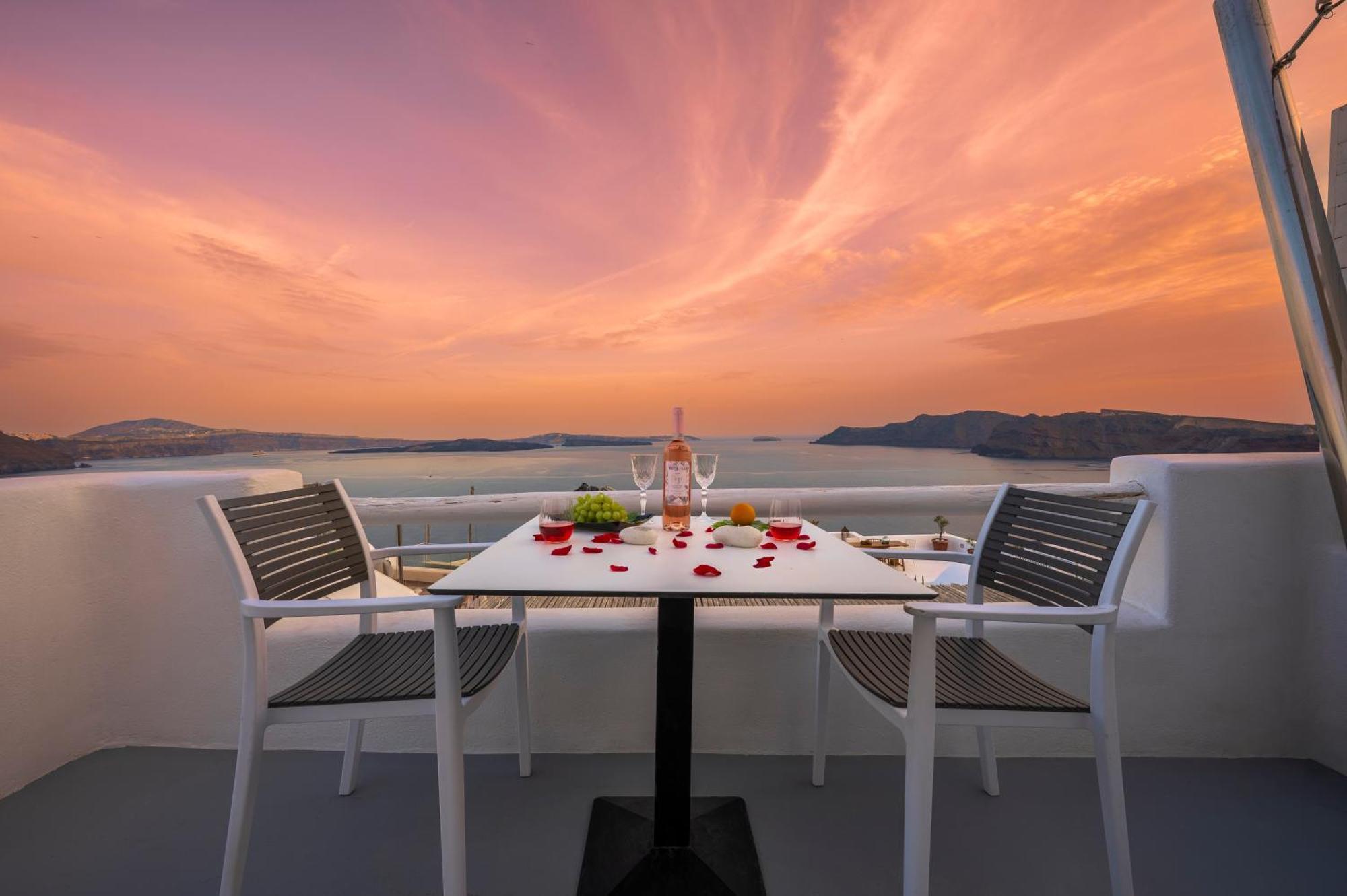 Diamond Luxury Suites Collection Oia  Bilik gambar